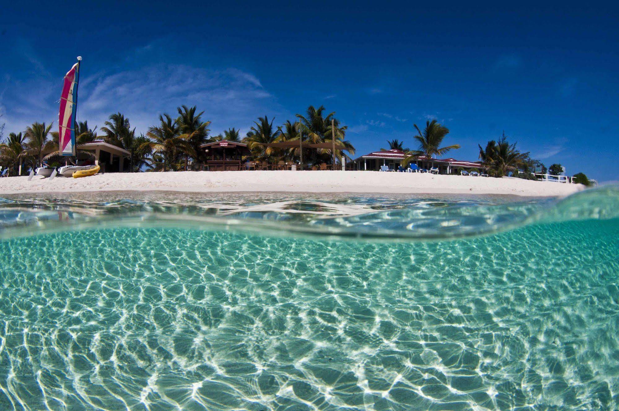 Bohio Dive Resort Cockburn Town Exterior photo
